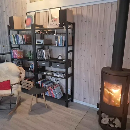 Cosy Private 800 M From The Дом отдыха